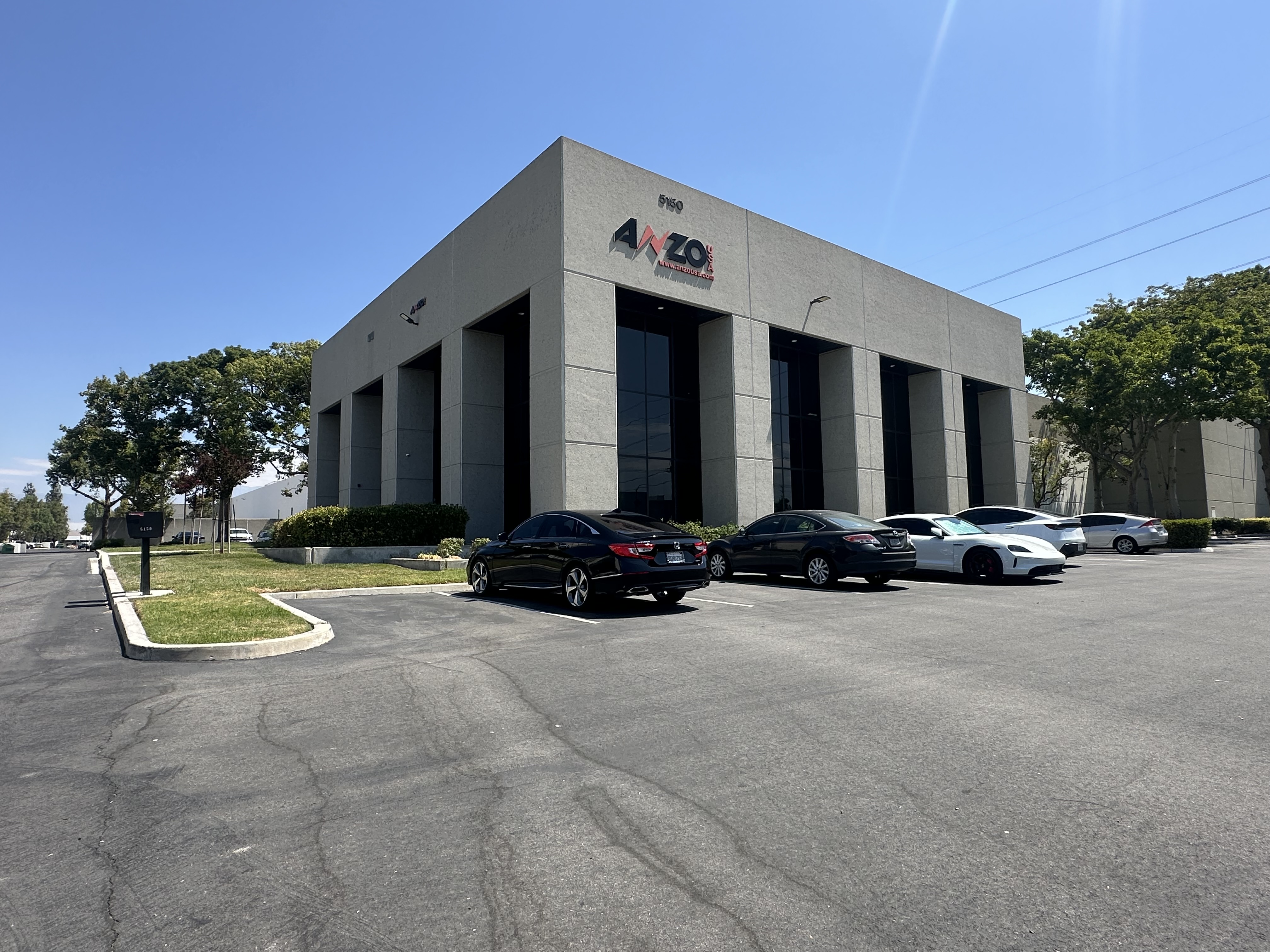 5150 Eucalyptus Unit A